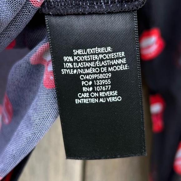 NWT Alice + Olivia Delaina Mouth Print Mesh Top Lip Sync Black XS - Picture 15 of 16